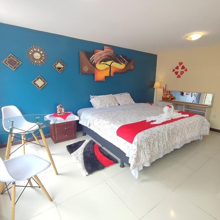 Turi Suite Con Jacuzzi, Centro De La Ciudad Banos  Bagian luar foto